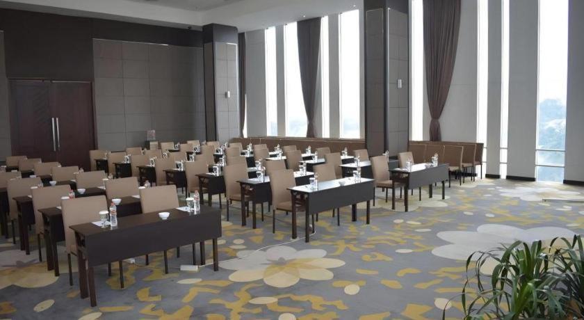 Bogor Valley Hotel מראה חיצוני תמונה
